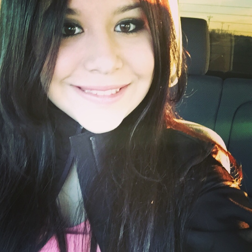 Meet your Posher, Viviana